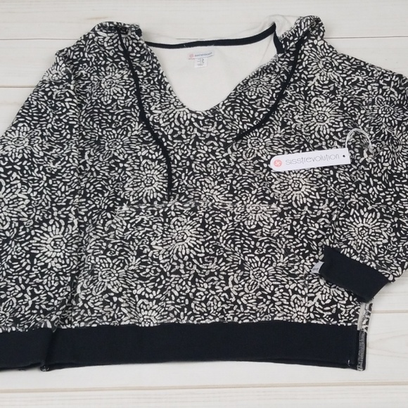 Sisstrevolution Tops - Sisstrevolution hoodie